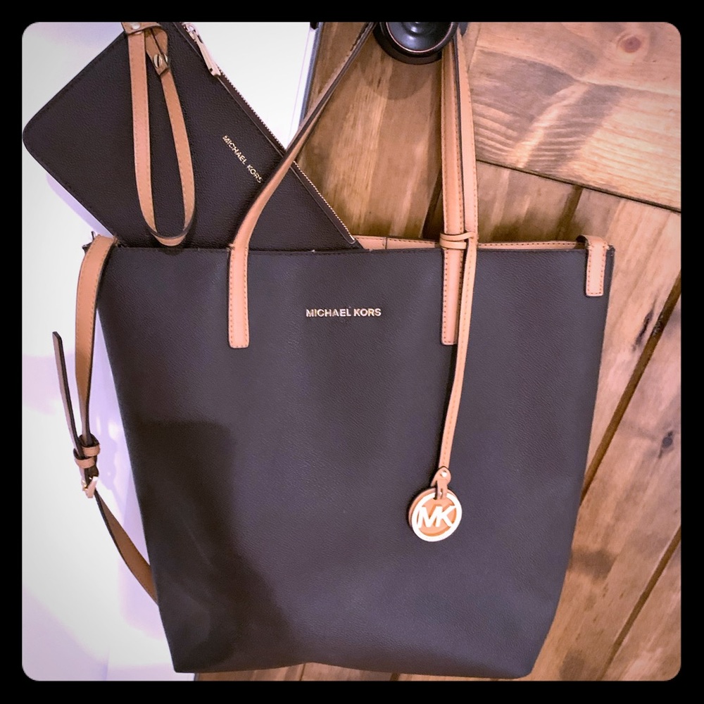 Michael Kors purse